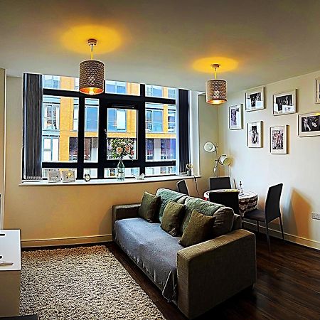 Cotton Apartment Chinatown Central Stay 伯明翰 外观 照片