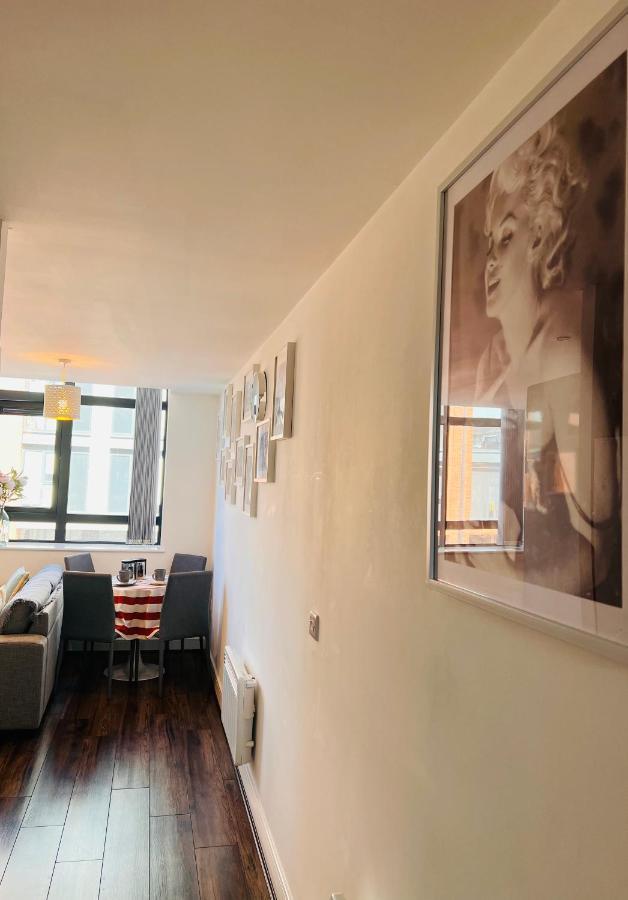 Cotton Apartment Chinatown Central Stay 伯明翰 外观 照片