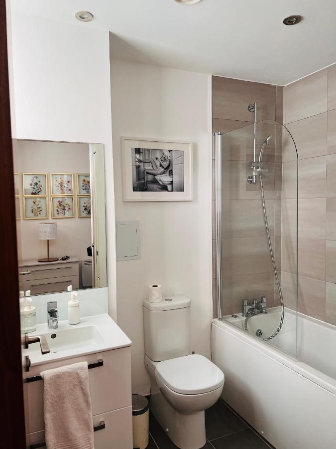 Cotton Apartment Chinatown Central Stay 伯明翰 外观 照片