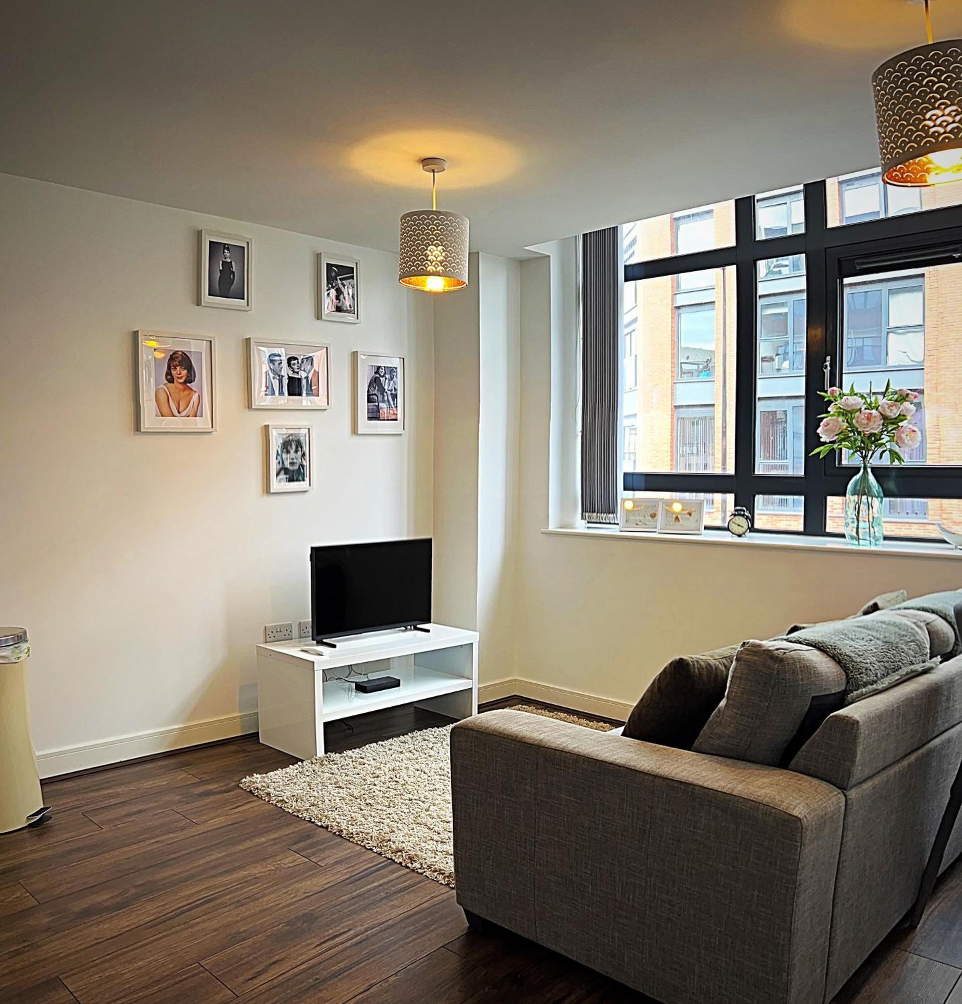 Cotton Apartment Chinatown Central Stay 伯明翰 外观 照片